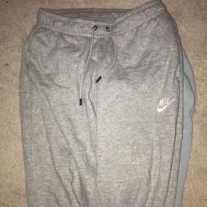 Nike sweatpants xs